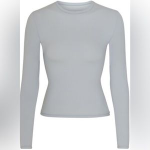 Skims Fits Everybody Long Sleeve T-Shirt - moonstone (S)